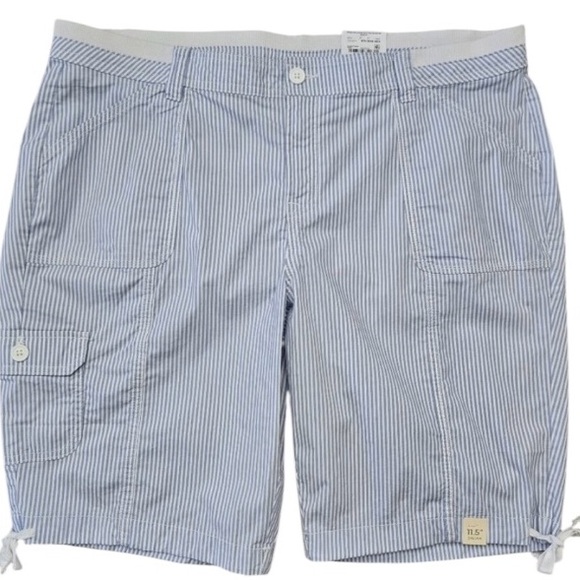 ST. JOHN’S BAY -Women’s Cargo Shorts - Light Blue Stripe - Picture 4 of 9